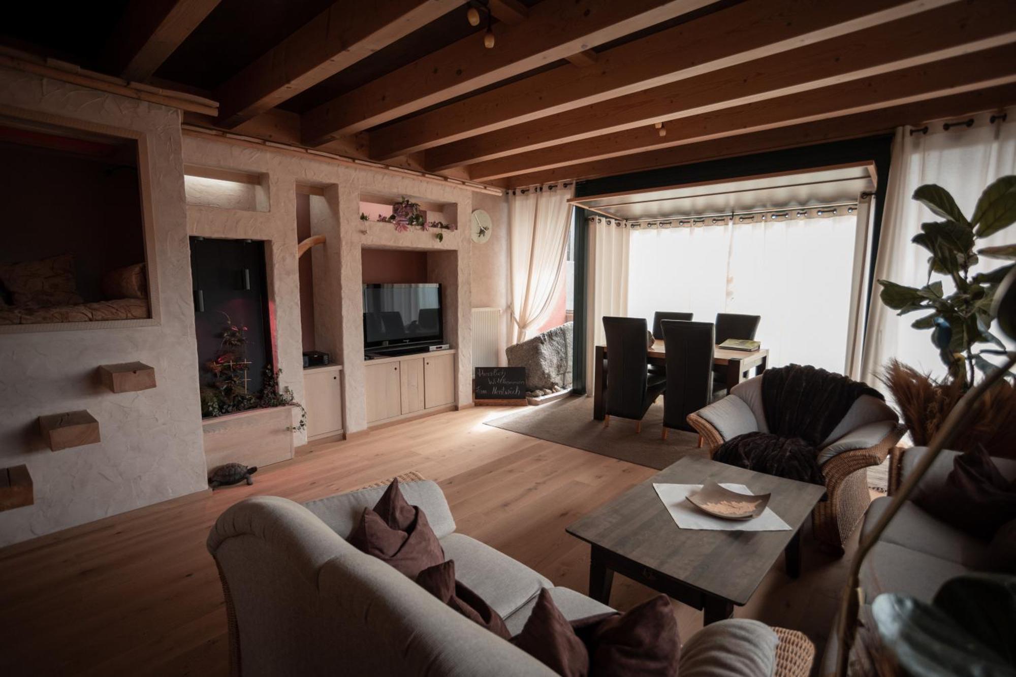 Suedlaendisches Chalet Mit Hauseigener Sauna Viechtach Buitenkant foto
